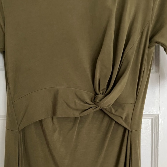 Boob Design Maternity Nursing Twist Short Sleeved Dress Forest Green Size Small - Picture 8 of 12